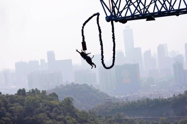 包头极限高空蹦极